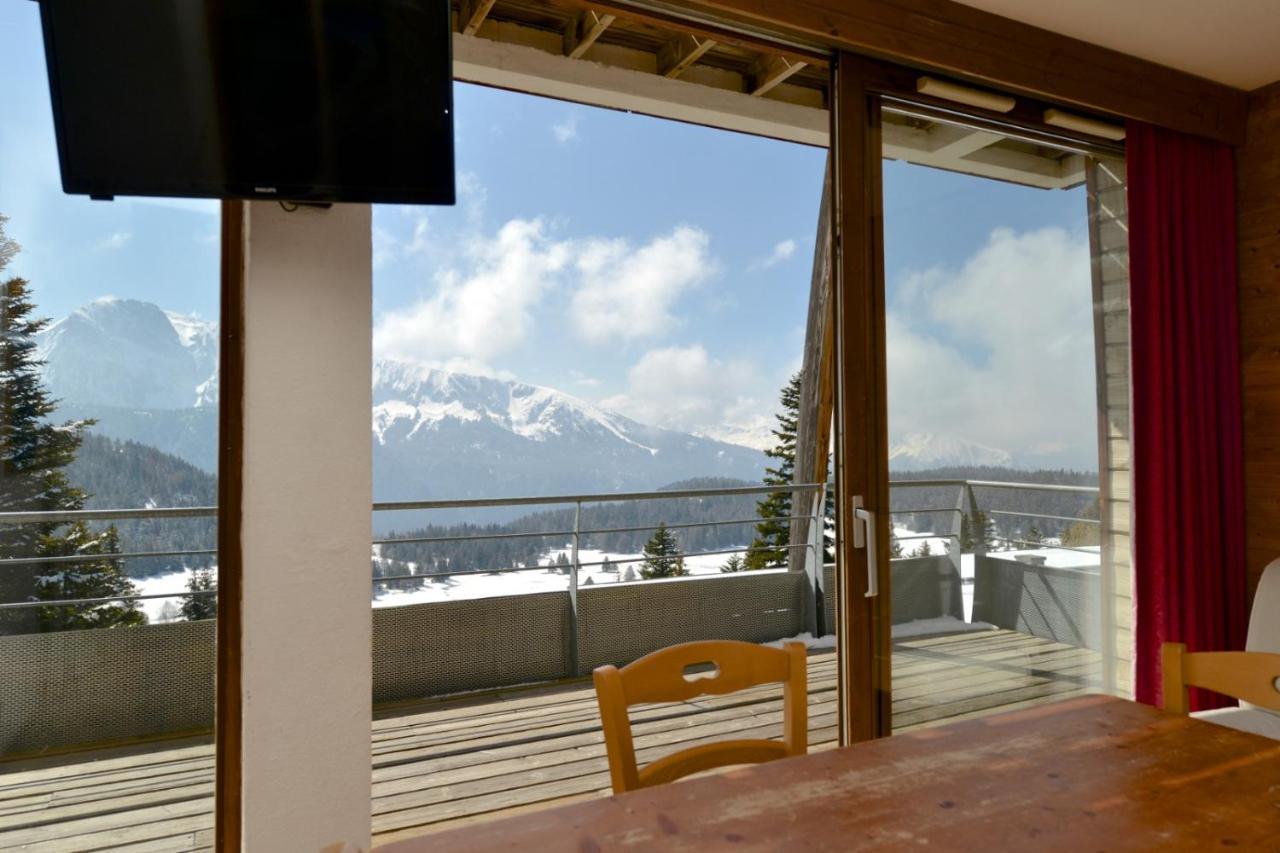 Superbe Vue Sur Plateau Arselle Lägenhet Chamrousse Exteriör bild